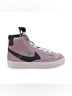 Nike Mid-Top Sneaker in Light Pink with Black Swoosh